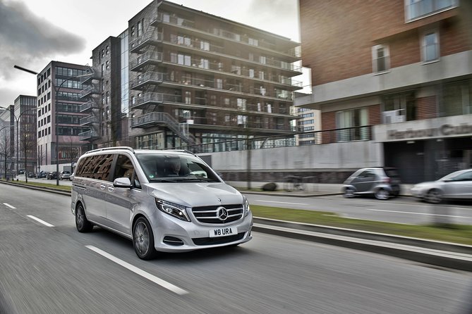 Nottinghamshire to London Heathrow Airport (LHR) Luxury Transfers - What the Nottinghamshire to Heathrow journey feels like
