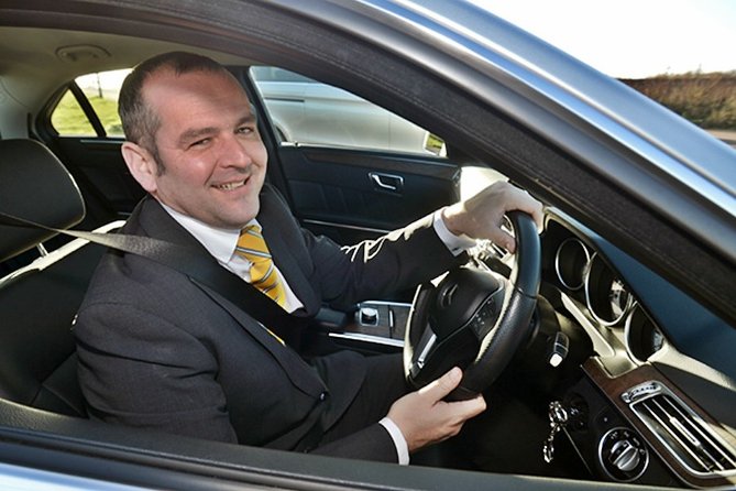 Nottinghamshire to London Heathrow Airport (LHR) Luxury Transfers - The strongest part of the service