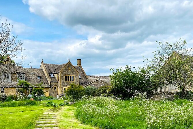 One Day Tour from London to The Cotswolds - Burford and the hilltop finish