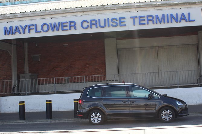 One Way or Round Trip Private Transfer from London to Southampton Cruise Port - Meet-and-greet service and airport pickups