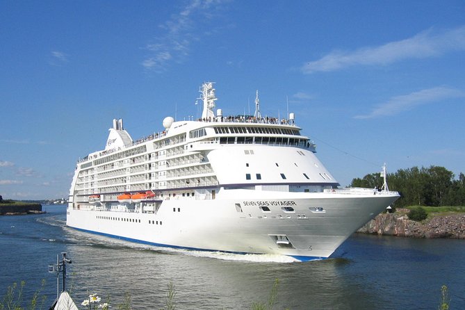 One Way or Round Trip Private Transfer from London to Southampton Cruise Port - Is $405.06 good value?