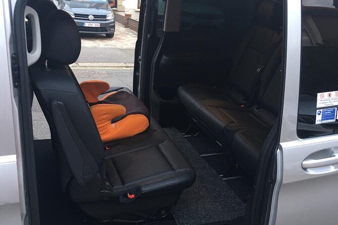 One Way Taxi Transfer from Gatwick Airport to London - What the vehicle adds to the trip