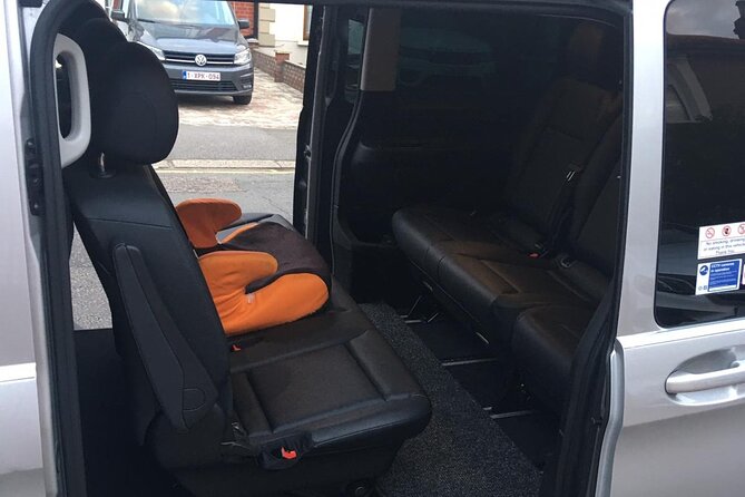 One Way Taxi Transfer from London to Stansted Airport - From your London door to the airport road