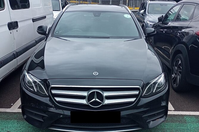 One Way Taxi Transfer from Stansted Airport to London - Inside the private vehicle