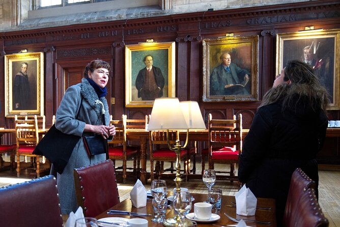 Oxford: 90 minute Architectural & Historical Highlights Tour - New College, the Bridge of Sighs, and Wren’s Oxford