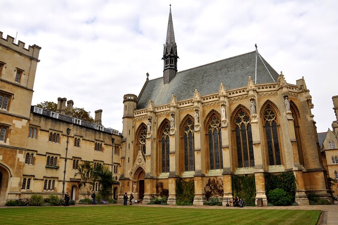 Oxford: Official CS Lewis and JRR Tolkien Walking Tour - The Ashmolean Museum and Oxford’s wider literary past