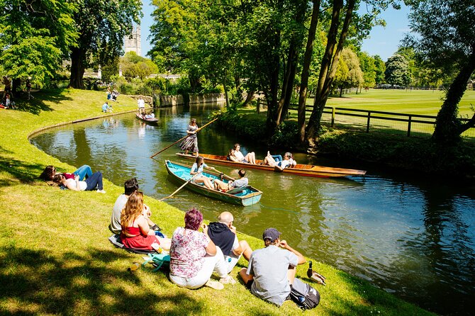 Oxford Private Day Trip from London – Sightseeing & Lunch - Oxford Castle, Carfax, and the city’s difficult past