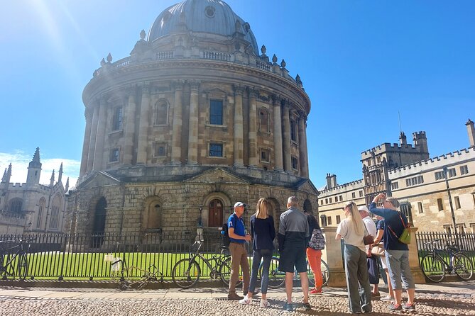 Oxford: Stories, Secrets & Sights Walking Tour with a local - The theatre, ceremonies, and Oxford tradition