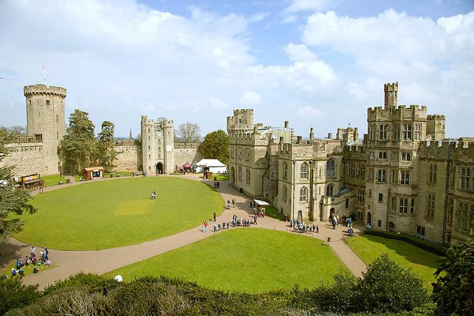 Oxford, Stratford-upon-Avon & Cotswolds Day Trip from London - A note about Warwick Castle and similar tour versions