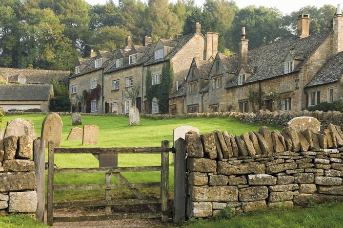 Oxford: to Cotswolds (Half Day) - Bourton-on-the-Water beside the River Windrush