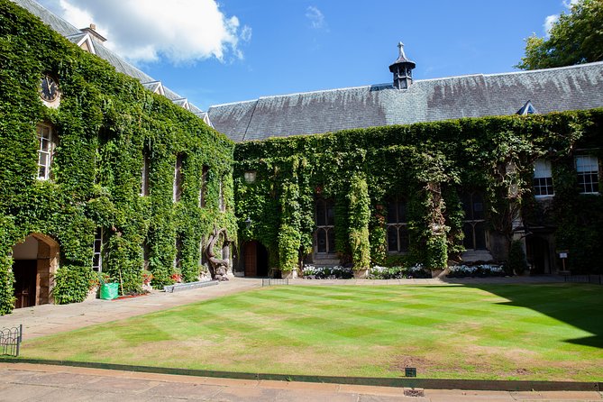Oxford University Walking Tour With University Alumni Guide - St. Mary’s Church and Oxford’s academic center