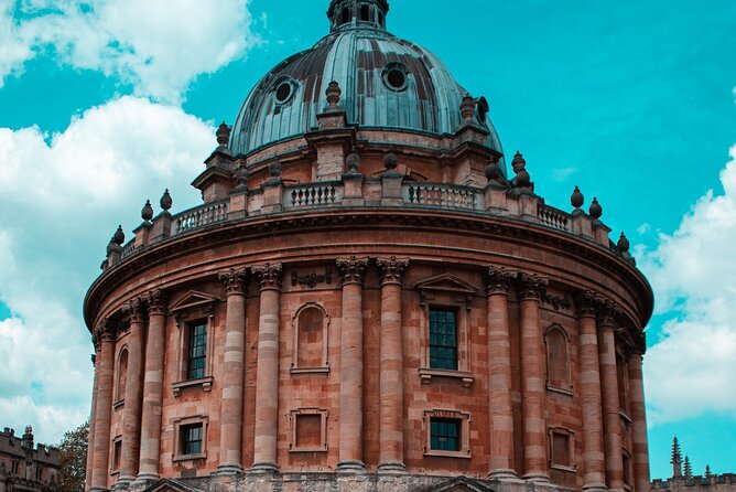 Oxford Walking Tour - Discover its University and Traditions - A quick orientation to this Oxford audio walk