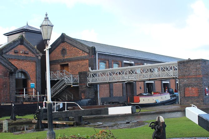Peaky Blinders Coach Tour of Outer Liverpool & The Wirral - Port Sunlight adds a different kind of setting