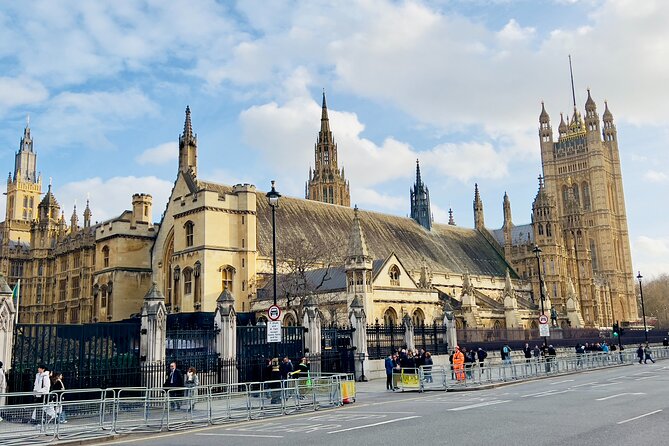 Private 5-Hour London Tour with Pickup – Explore Iconic Landmarks - Timing: thirteen stops in about five hours