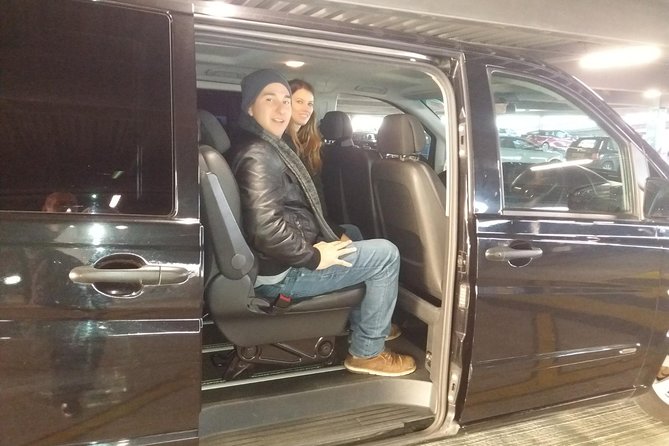 Private Arrival Transfer from Heathrow Airport to London - The drivers make the biggest difference