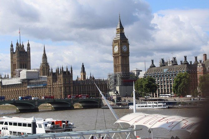 Private Arrival Transfer: Gatwick Airport to Central London - Flight delays are covered, but airport delays still need a call
