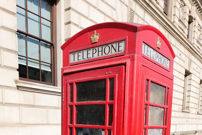 Private Bike or eBike Gold Classic Tour London - Trafalgar Square and Covent Garden at street level