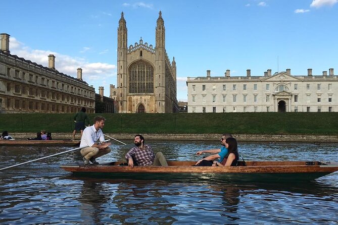 Private | Cambridge University Colleges Guided Punting Tour - Why punting is the right way to see Cambridge