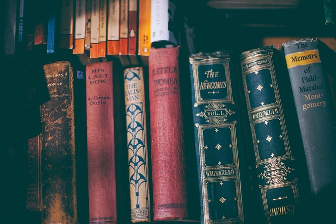 Private | Cambridge University Ghost Tour Led By University Alumni - Eagle pub and the mystery of the upstairs draft