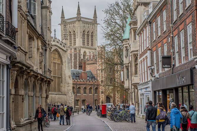Private | Cambridge University Tour By Alumni™ & King's Chapel - Why this Cambridge walk works so well