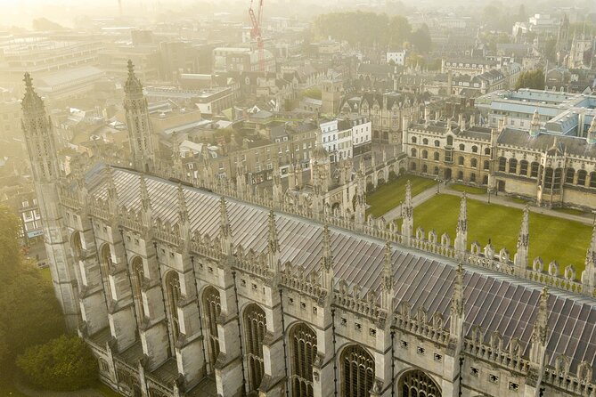 Private | Cambridge University Tour By Alumni™ & King's Chapel - Trinity, St Johns, and the college rivalry