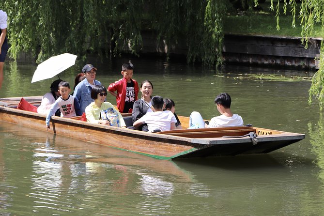 Private Chauffeur Punt Tour - Who will enjoy this Cambridge punt tour most?