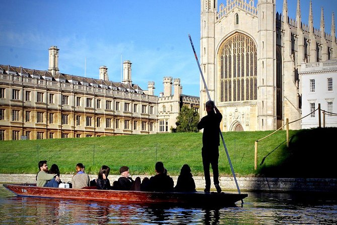 Private Chauffeur Punt Tour - Seven colleges and nine bridges along the Cam