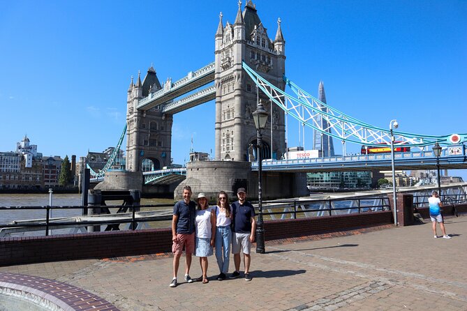 Private Classic London Taxi Tour - Tower Bridge and the Tower of London
