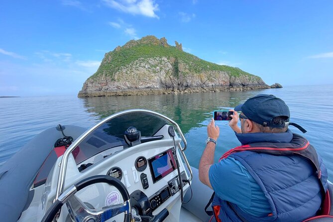 Private Coastal Boat Tour in Torquay - Weather, comfort, and the practical details