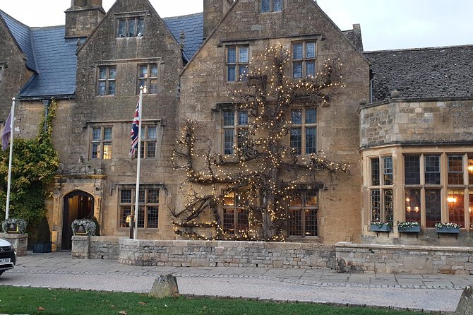 Private Cotswolds and Stratford upon Avon - Bourton-on-the-Water and its shallow river
