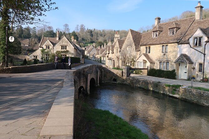 Private Day Tour from London - Stonehenge, Bath & Cotswolds - What the driver-guide adds