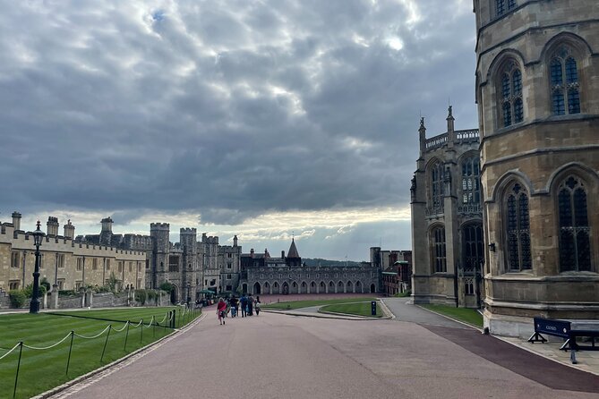 Private Day Tour to Bath and Windsor Castle - What the $1,508.39 price really covers