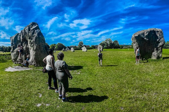 Private Day Tour to Bath, Avebury & The Cotswolds - Who will enjoy this day most