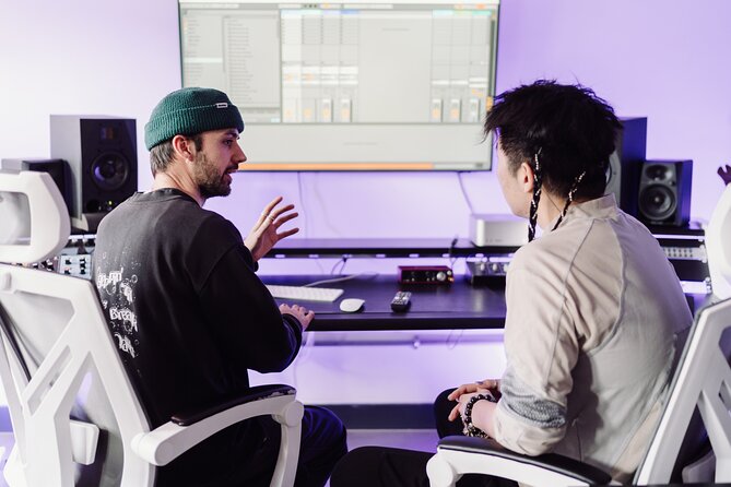 Private DJ Class - Phrasing and the Shape of a Mix