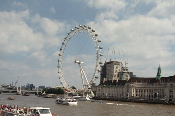 Private Driver Guided Tour of London - Three hours of chauffeur driving gives you a broad London overview