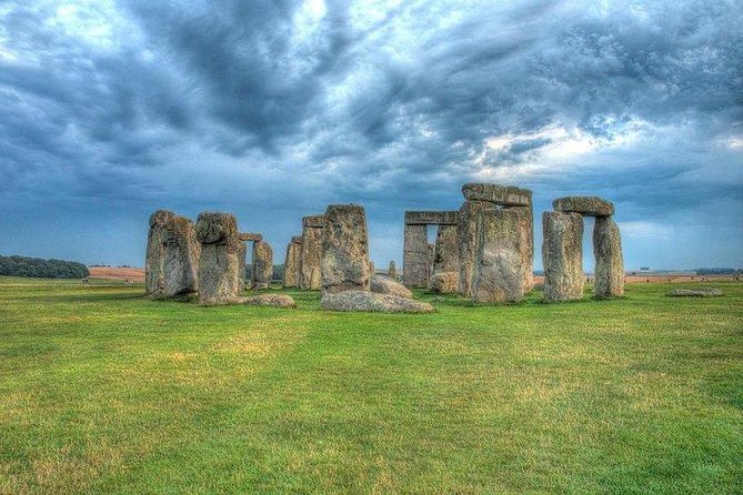 Private driver guided tour Stonehenge - Who will get the most from this day