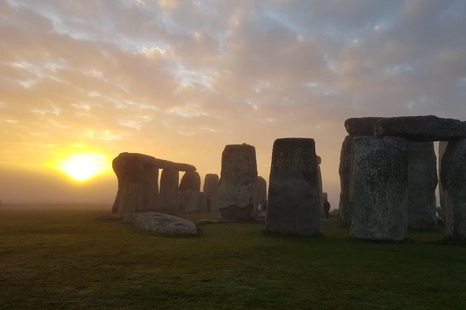 Private Driver guided tour Stonehenge Windsor castle and Bath. - Tickets, lunch, and the real price