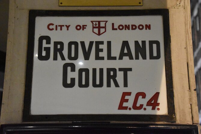 Private Ghosts and Gore Walking Tour of London - Grave robbers, the Great Fire, and Smithfield’s violence