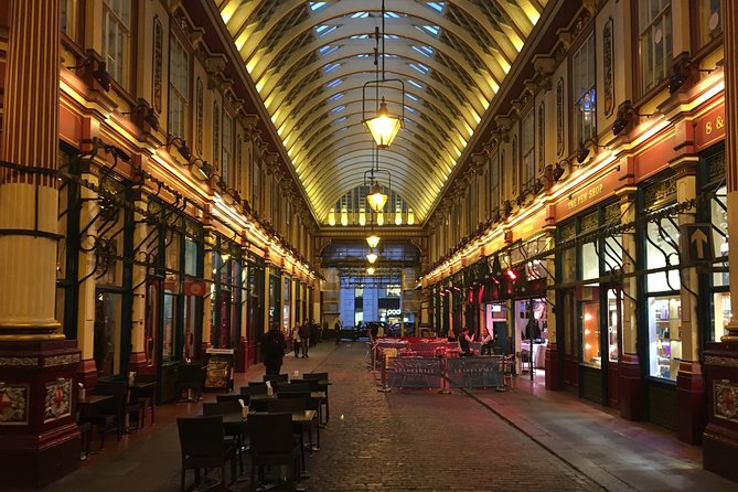 Private Guided and Chauffeured Tour of London - London Eye, Harrods, and luxury shopping