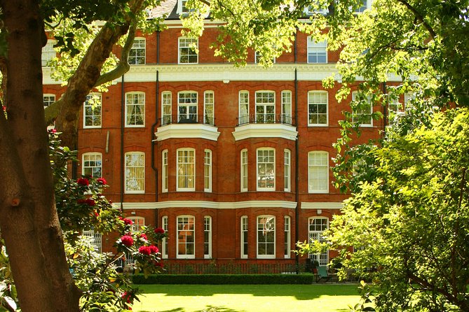 Private Guided Tour of Historic Chelsea - The guide can make or break the experience