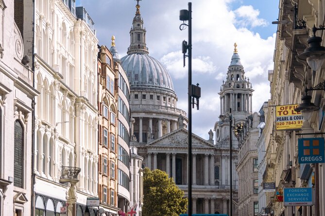 Private London Day Tour with a Local: Custom Highlights & Gems - Markets, pubs, and streets beyond the standard route