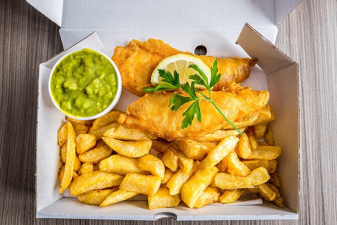 PRIVATE London Food Tours - Borough Market, Soho, East End - The guides are a major part of the value