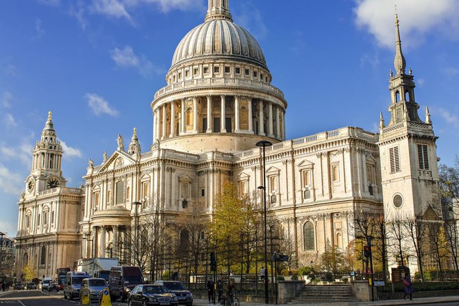 Private London Panoramic Tour by Car with Pick Up From Your Hotel - A private car is a useful way to get your London bearings