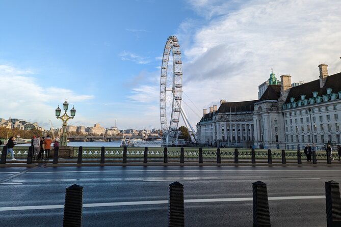 Private London Tour by Car - Pick Up From Your Hotel or Apartment - Buckingham Palace is best early in the day