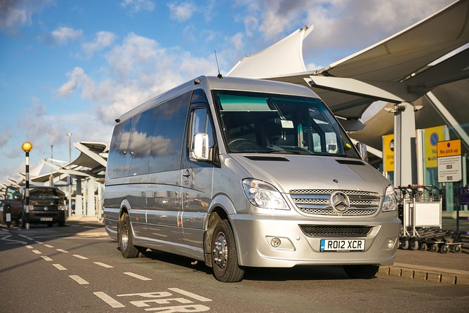 Private Minibus Transfer: Luton Airport to Central London - Why a private minibus can make sense from Luton