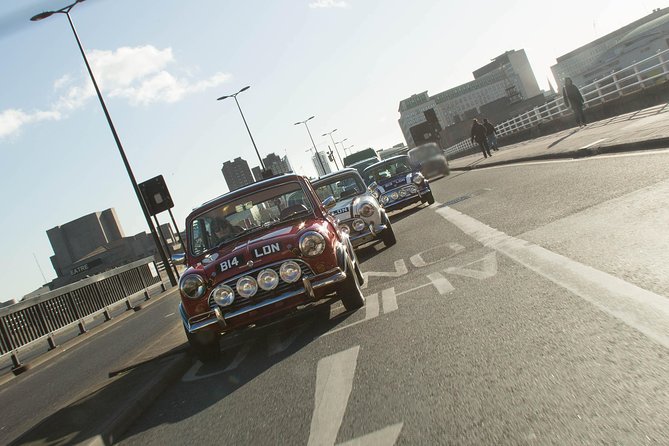 Private Panoramic Tour of London in a Classic Car - Who will enjoy this most