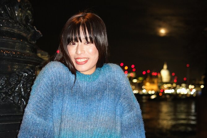 Private Photoshoot in London - Outfit and pose help for people who dislike being photographed