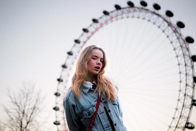 Private Photoshoot Outside The London Eye - What the Price Means for a Solo Visitor or Group