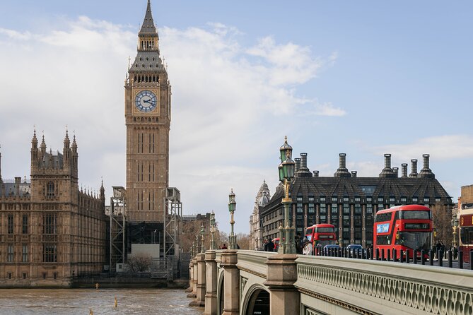 Private Professional Photoshoot at Westminster & Big Ben, London - Is $101.15 Good Value?