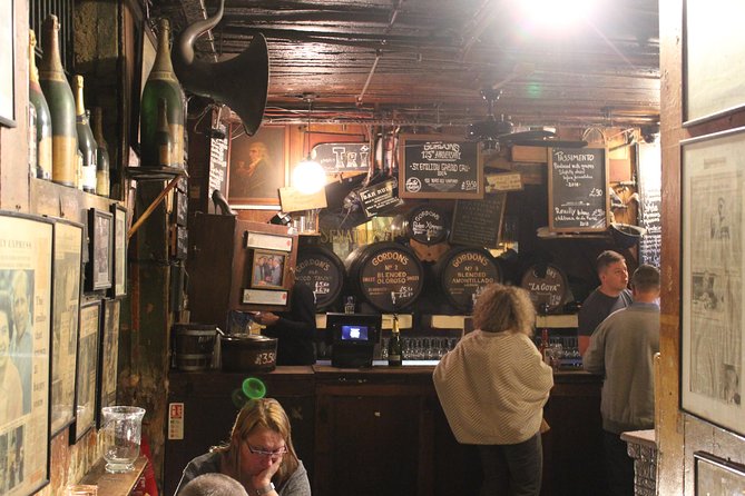 Private Pub Tour of Central London - Gordon’s Wine Bar finishes the route